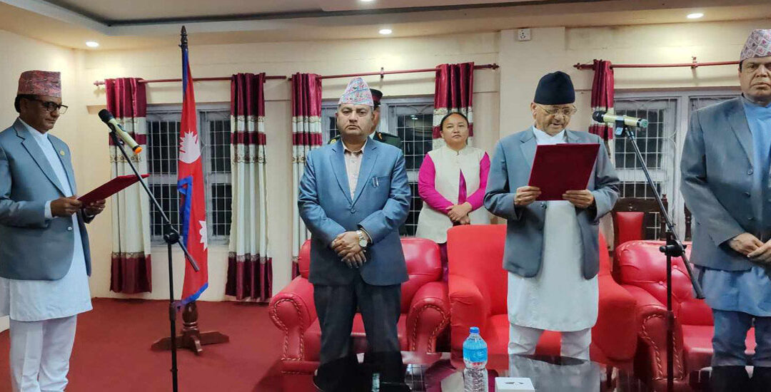 बागमती सरकारमा एमाले सहभागी ,आर्थिक मामिलामन्त्रीमा थपलिया