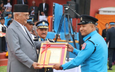 सिआइबीका वरिष्ठ सइ सुर्य भक्त श्रेष्ठ लाई प्रहरी मध्यकै सर्बोत्कृष्टक अनुसन्धान अधिकृत पुस्कारबाट सम्मानीत