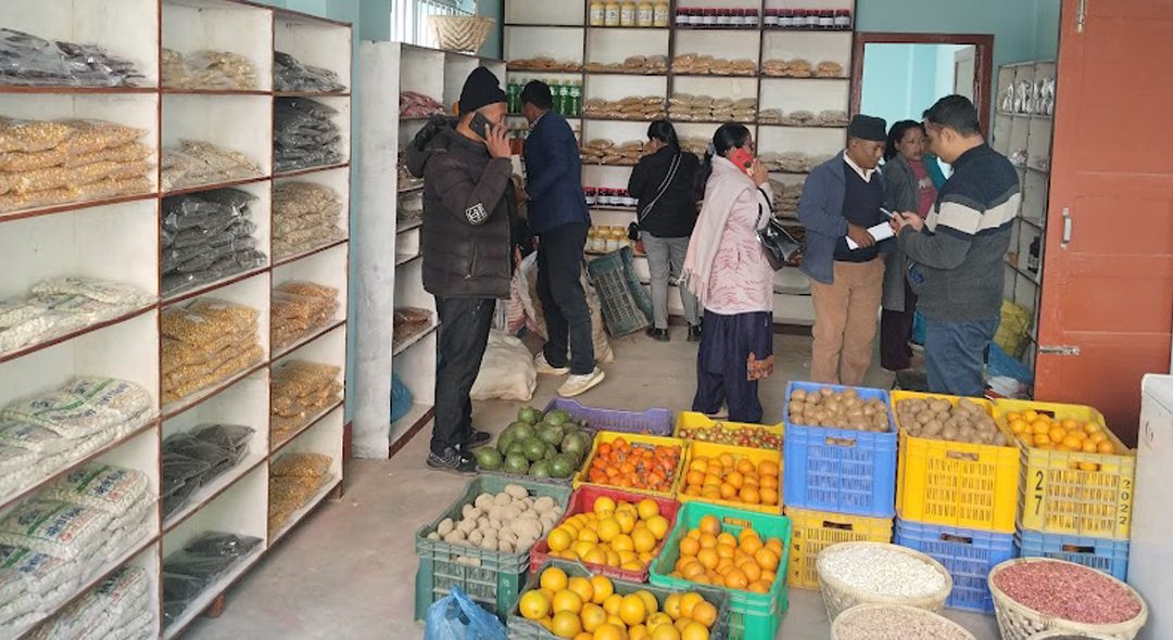 स्थानीय कृषि उपज बिक्री केन्द्र मन्थलीमा सञ्चालन