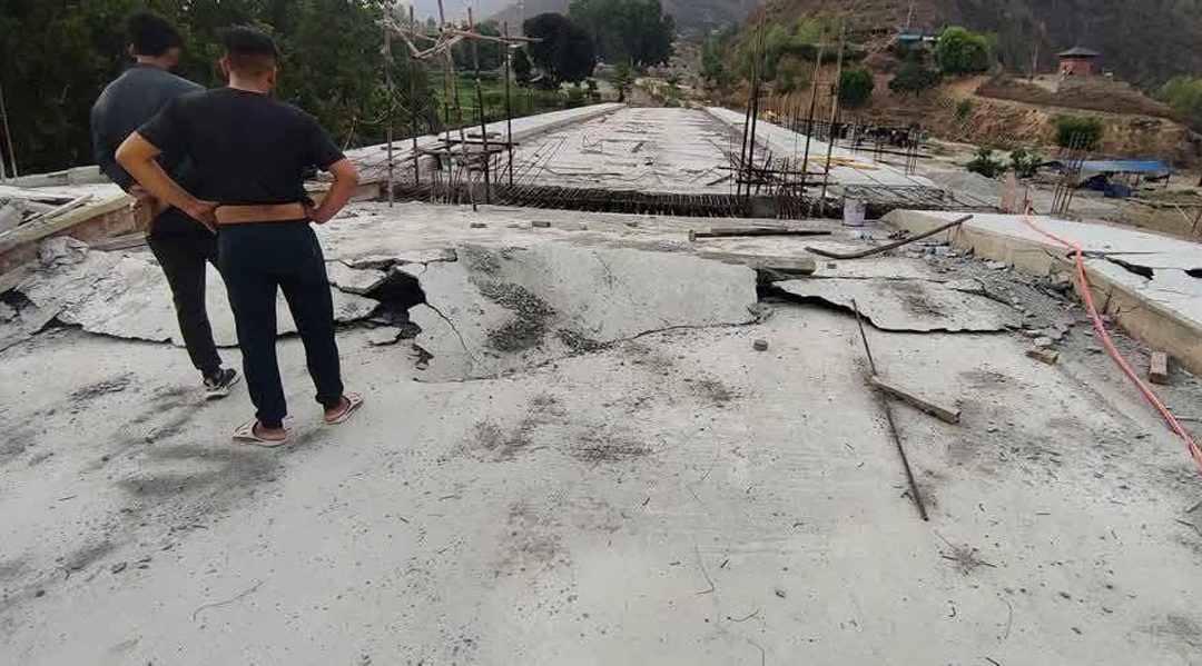 भटौली जोड्ने ठेडिखोला पुल निर्माण सम्पन्न नहुदैं भाँचियो