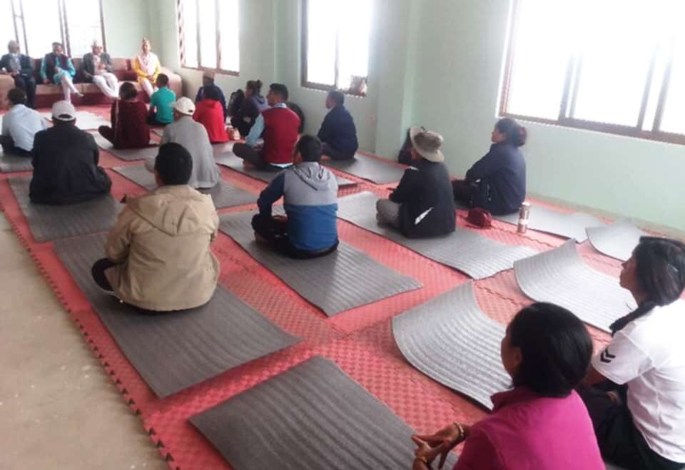 उमाकुण्ड गाउँपालिकामा योग शिक्षक तालिम सुरु, ३० जना सहभागी