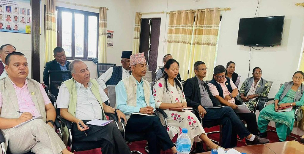 प्रदेश सरकारबारे कांग्रेसको निर्णय मान्ने एमालेको निष्कर्ष