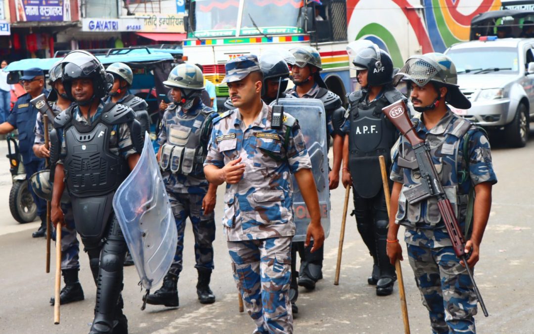 इटहरीमा प्रदर्शनमा प्रहरीको गोली : दुई युवाको मृत्यु, प्रहरीसहित घाइते