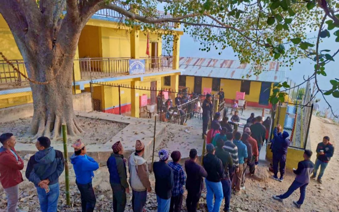 रामेछापमा सबै मतदान केन्द्रमा शान्तिपूर्ण मतदान हुँदै, सुरक्षा व्यवस्था कडा