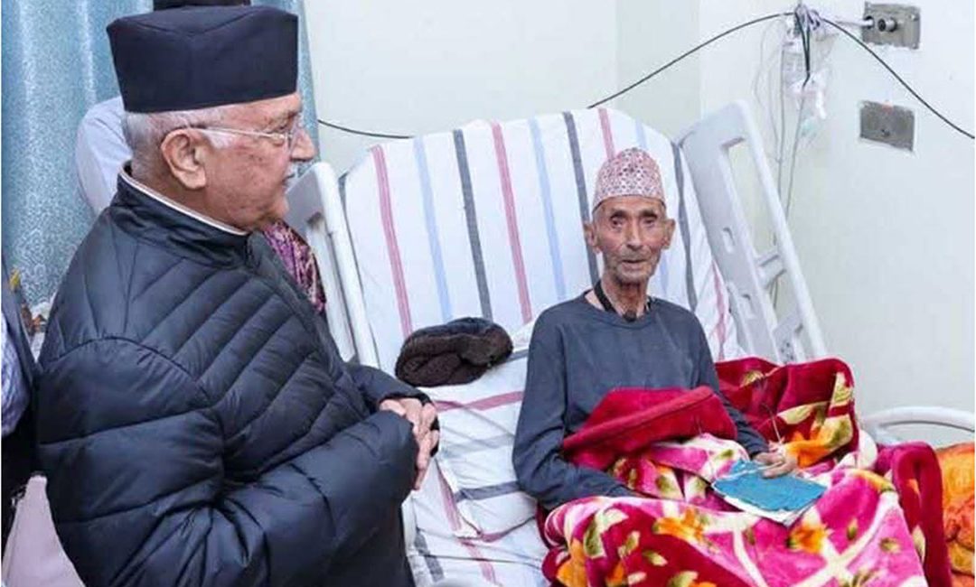 एमाले अध्यक्ष  ओलीलाई पितृ शोक