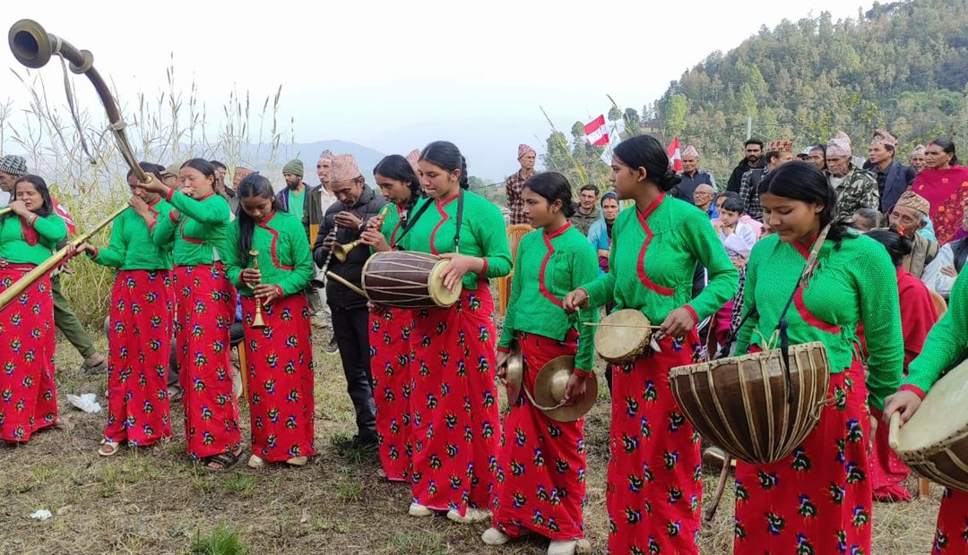 गैरदलित महिलाहरू बाजा बजाउन अग्रसर
