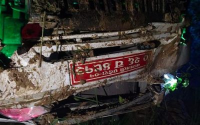 मन्थलीमा टाटाको योद्धा गाडी दुर्घटना, एक जनाको मृत्यु